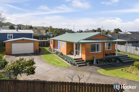 Photo of property in 12 Carrick Robertson Place, Waihi, 3610