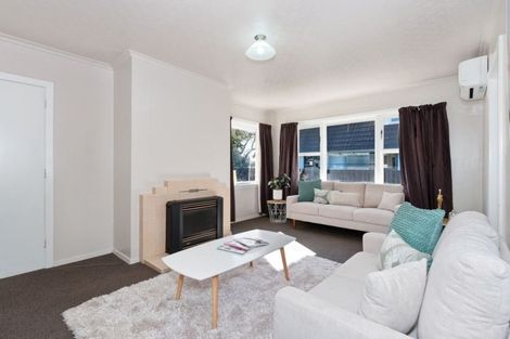 Photo of property in 74 Russley Road, Russley, Christchurch, 8042