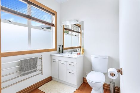 Photo of property in 9 Woodstock Road, Fairfield, Hamilton, 3214