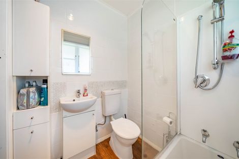Photo of property in 7b Deller Grove, Silverstream, Upper Hutt, 5019