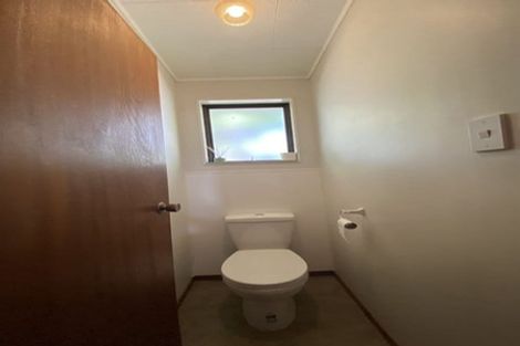 Photo of property in 2/1 Mcintyre Road, Mangere Bridge, Auckland, 2022