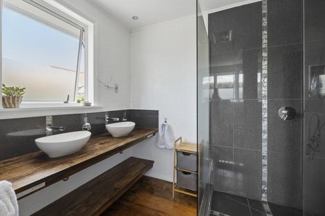 Photo of property in 4 Wera Street, Hawera, 4610