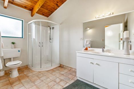 Photo of property in 2 Mclean Street, Kensington, Whangarei, 0112