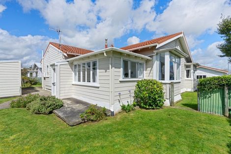 Photo of property in 30 Victoria Street, Levin, 5510