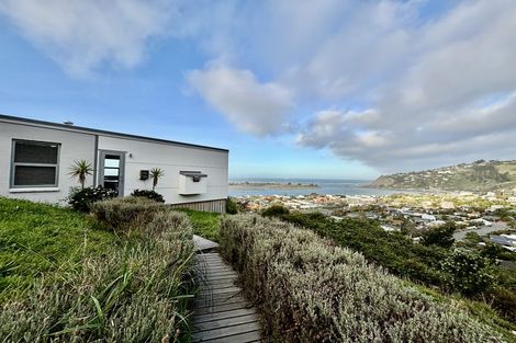 Photo of property in 22a Glendevere Terrace, Redcliffs, Christchurch, 8081