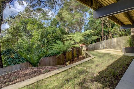 Photo of property in 1/43 Stanley Road, Glenfield, Auckland, 0629