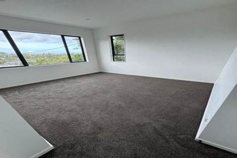 Photo of property in 1d Zion Road, Birkenhead, Auckland, 0626
