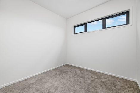 Photo of property in 43b/4 Waimumu Road, Massey, Auckland, 0614