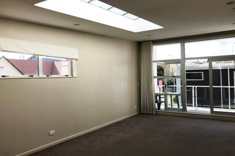 Photo of property in 306u4 Evans Bay Parade, Hataitai, Wellington, 6021