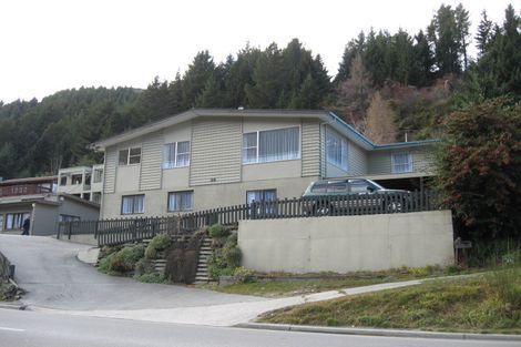 Photo of property in 33 Gorge Road, Queenstown, 9300