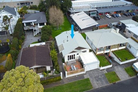 Photo of property in 14 Mclean Street, Strandon, New Plymouth, 4312