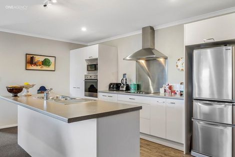Photo of property in 18 Sincock Place, Kaiapoi, 7630