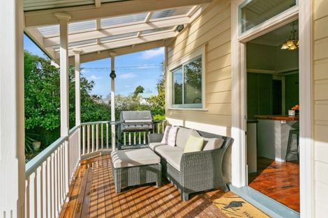 Photo of property in 20 Queen Street, Cambridge, 3434