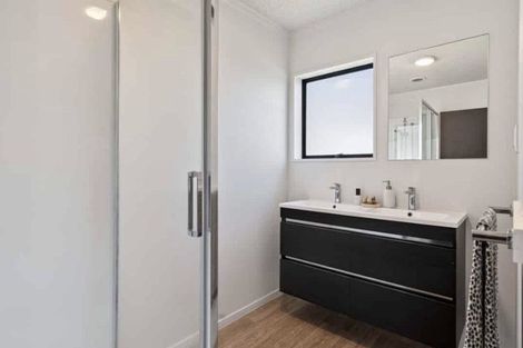 Photo of property in 44a Golf Road, Mount Maunganui, 3116
