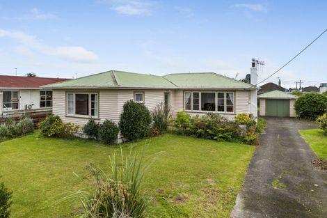 Photo of property in 81 Bartholomew Road, Levin, 5510
