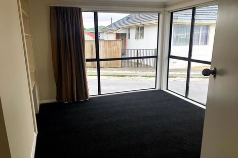 Photo of property in 13 Kaplan Avenue, Islington, Christchurch, 8042