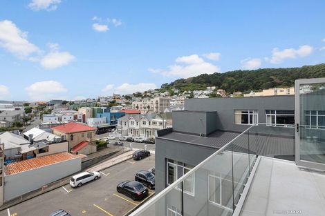 Photo of property in 6c/8 Lipman Street, Mount Victoria, Wellington, 6011
