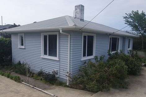 Photo of property in 53 Bayly Road, Blagdon, New Plymouth, 4310