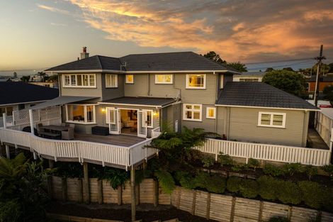 Photo of property in 26 Baring Terrace, Strandon, New Plymouth, 4312