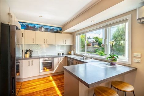 Photo of property in 20 Coronation Street, Belmont, Auckland, 0622