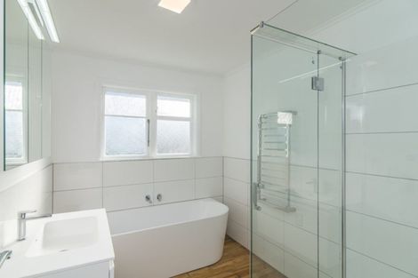 Photo of property in 3 Koromiko Road, Waikanae, 5036