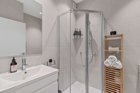 Photo of property in 6 Parenga Lane, Kumeu, 0810