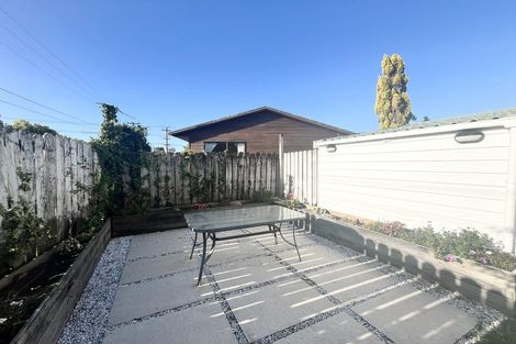 Photo of property in 3/388a West Coast Road, Glen Eden, Auckland, 0602