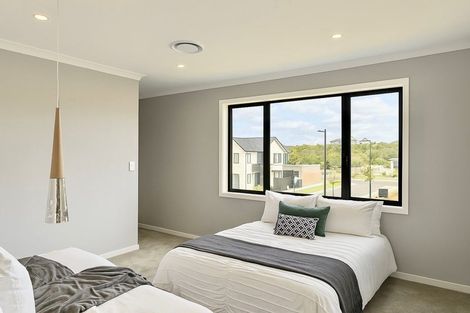 Photo of property in 49 Kumukumu Road, Long Bay, Auckland, 0630