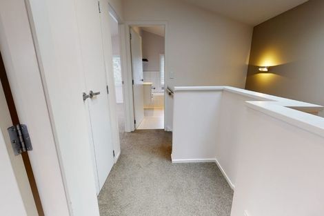 Photo of property in 61u8 Black Rock Road, Newlands, Wellington, 6037