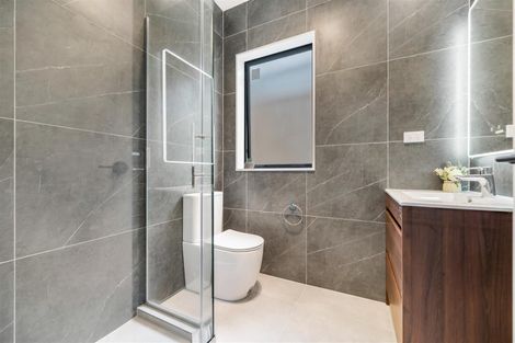 Photo of property in 27 Cloonlyon Drive, Flat Bush, Auckland, 2019