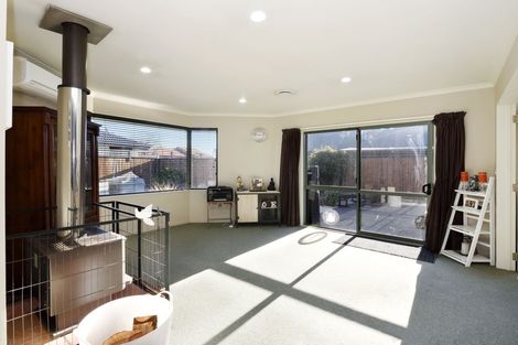 Photo of property in 8 Longfields Road, Brightwater, 7022