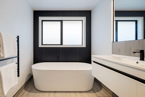 Photo of property in 31c Isobel Hodgson Drive, Cambridge, 3434