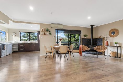 Photo of property in 161 Don Buck Road, Massey, Auckland, 0614