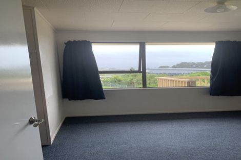 Photo of property in 1/20 Delshaw Avenue, Stanmore Bay, Whangaparaoa, 0932