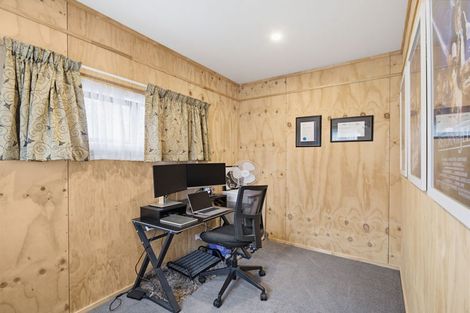 Photo of property in 11a Maxwells Line, Awapuni, Palmerston North, 4412