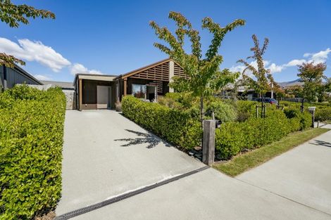 Photo of property in 43 Glen Dene Crescent, Wanaka, 9305