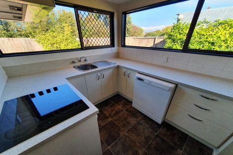 Photo of property in 39 Marlene Street, Casebrook, Christchurch, 8051