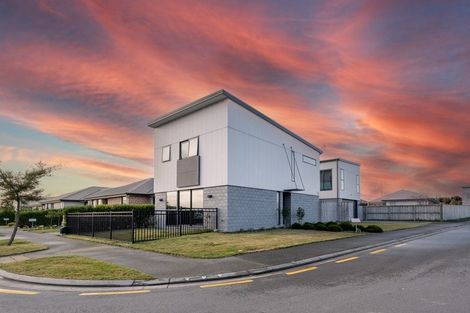 Photo of property in 20 George Square West, Wigram, Christchurch, 8025