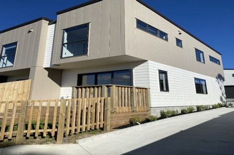 Photo of property in 1/39 Renata Crescent, Te Atatu Peninsula, Auckland, 0610