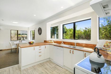 Photo of property in 81a Oxford Street, Tawa, Wellington, 5028