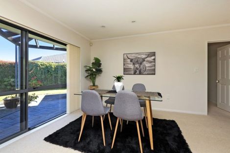 Photo of property in 34 Kensington Drive, Taradale, Napier, 4112