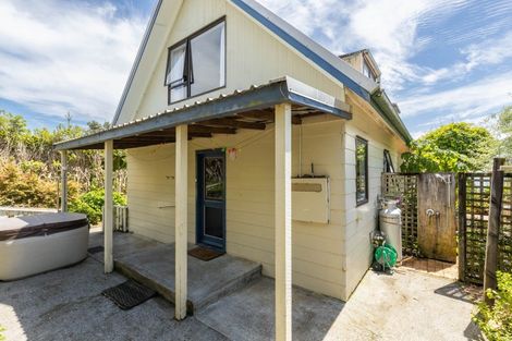 Photo of property in 13 Motukari Place, Onaero, Waitara, 4383