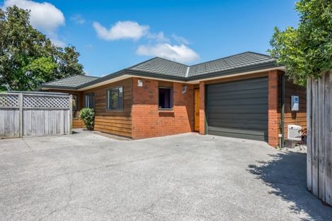 Photo of property in 942 High Street, Avalon, Lower Hutt, 5011