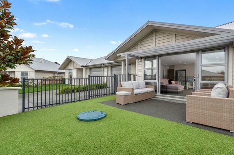 Photo of property in 27 Fairwater Road, Warkworth, 0910