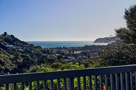 Photo of property in 56 Mercury Way, Whitby, Porirua, 5024