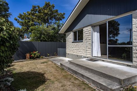 Photo of property in 1 Church Street, Amberley, 7410