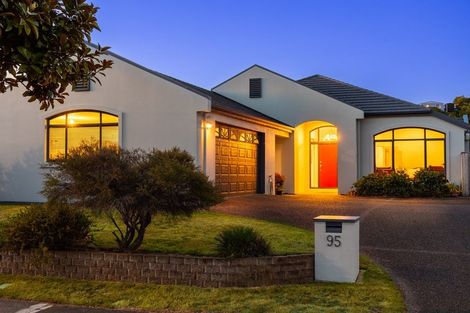 Photo of property in 95 Weggery Drive, Waikanae Beach, Waikanae, 5036