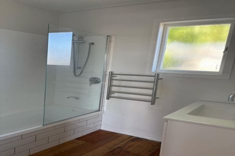 Photo of property in 8 Wanaka Place, Glenview, Hamilton, 3206