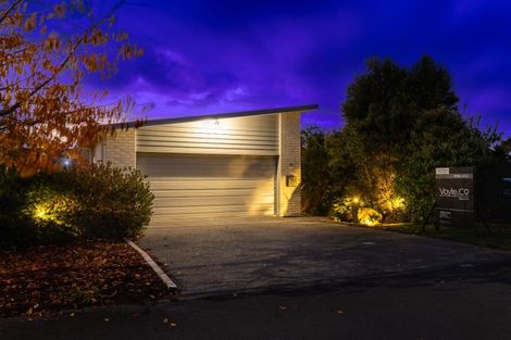 Photo of property in 23 Mahia Lane, Waikanae, 5036