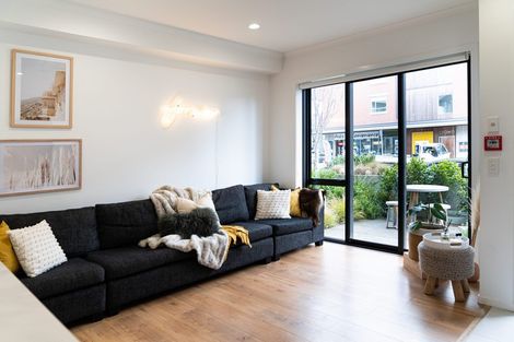 Photo of property in 211 Hobsonville Road, Hobsonville, Auckland, 0618